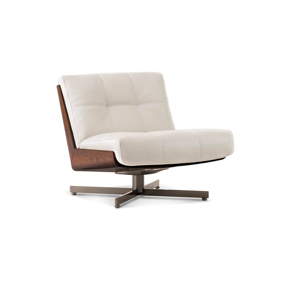 daiki armchair