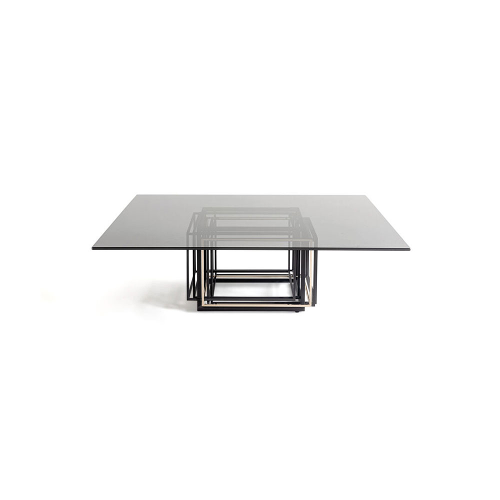 Dedalo coffee table