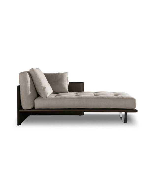 luggage chaise longue